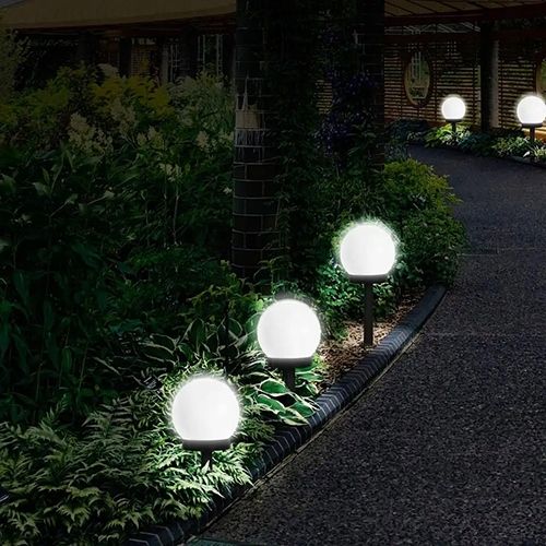 Lampy Solarne Ogrodowe LED Kula Wbijana Słupek Do Ogrodu 10cm Biała na Arena.pl