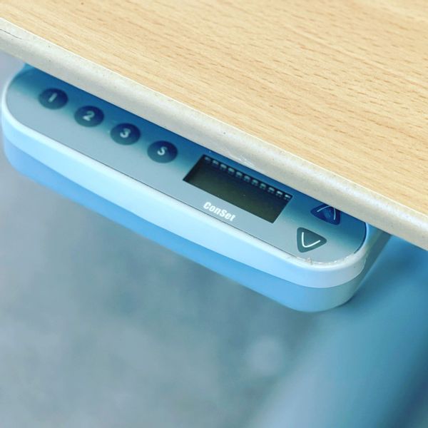 Solidne biurko stojące, biurko z regulacją wysokości zdjęcie 2