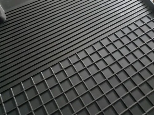 AUDI A3 8P II (2003-2012) GUMOWE DYWANIKI KORYTKA na Arena.pl