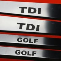 Listwa progowa VOLKSWAGEN GOLF MK6 GOLF TDI Stal nierdzewna 304 połysk 4szt