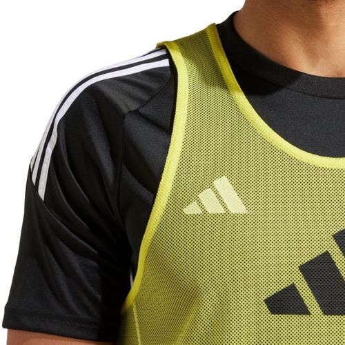 Znacznik adidas Training 24 BIB JF3244 XS na Arena.pl