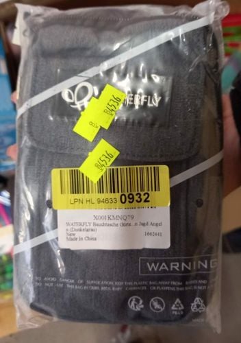 FANNY PACK O NIEWIELKICH ROZMIARACH na Arena.pl