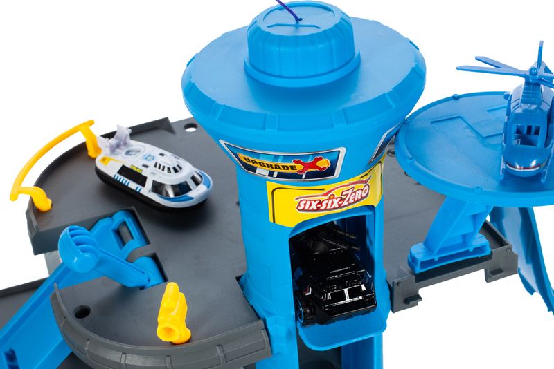 Parking Policyjny z Helikopterem zdjęcie 14