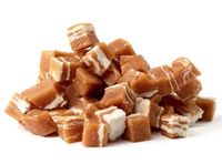 Miękkie przysmaki z mięsem kurczaka i dorsza do nagradzania psa Magnum 250g