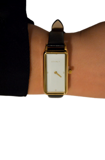 Elegancki  prostokątny zegarek na skórzanym pasku koperta kolor złoty