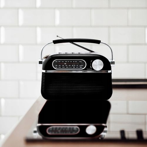 RADIO KUCHENNE RETRO PRZENOŚNE SIECIOWE NA BATERIE STROJENIE FM AM na Arena.pl