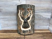 Obraz drewniany w korze JELEŃ rogacz na prezent myśliwstwo płaskorzeźba