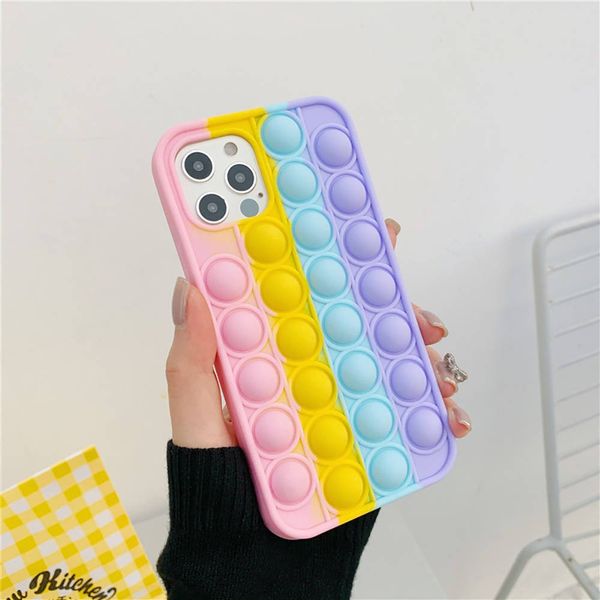 Etui Iphone 11 Pro Max Bąbelkowe Elastyczne Push Bubble Case zdjęcie 7