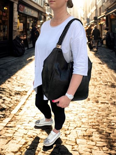 CZARNA TOREBKA plecione rączki torba worek shopper miękka skóra A4 na Arena.pl