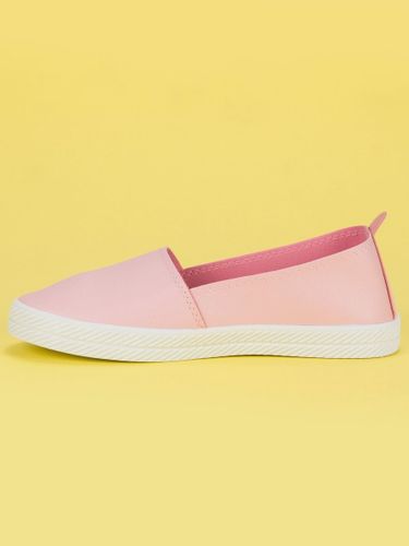 WSUWANE TRAMPKI Rozmiar - 38 na Arena.pl