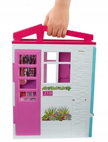 BARBIE DOMEK DLA LALEK DOMEK Z LALKĄ I AKCESORIAMI na Arena.pl