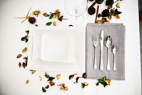 KOMPLET SZTUĆCÓW ZESTAW SZTUĆCÓW NA 12 OSÓB SZTUĆCE POŁYSK WALIZKA 72 EL. na Arena.pl