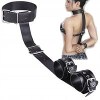 SKÓRZANA UPRZĄŻ NA SZYJĘ I NADGARSTKI BDSM