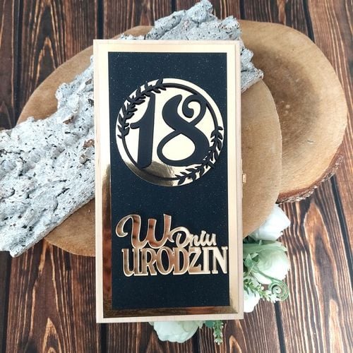 PUDEŁKO NA GOTÓWKĘ 18-te urodziny * PREZENT * hit OSIEMNASTKA na Arena.pl
