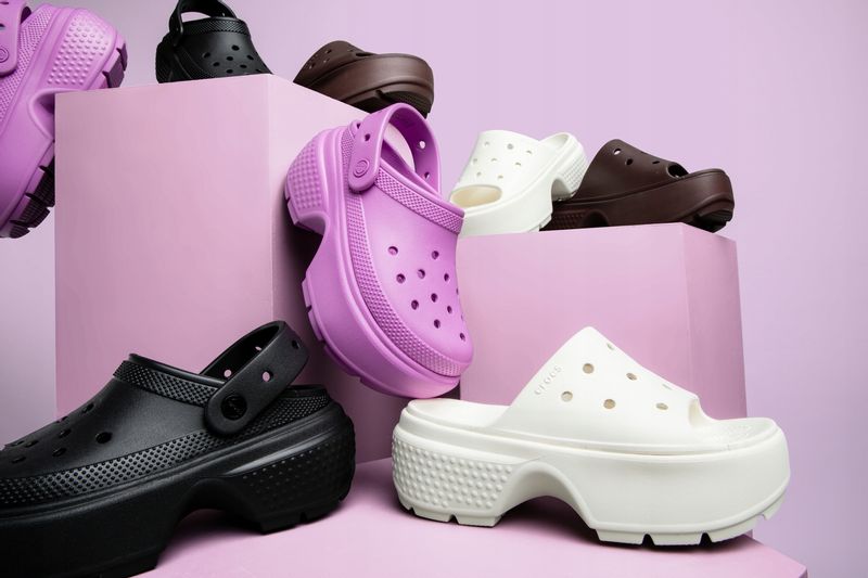 Damskie Buty Chodaki Klapki Platforma Crocs Stomp 209347 Clog 41-42 zdjęcie 14