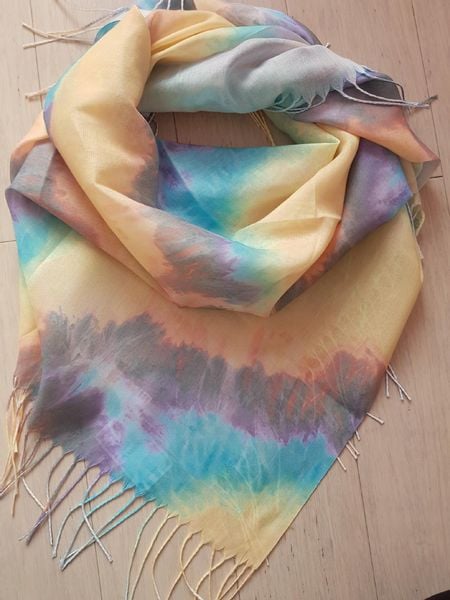 Cieniowana chustka apaszka z frędzlami wiosna 07 zdjęcie 1