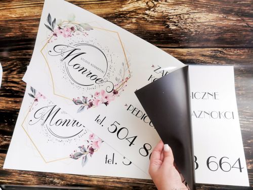 REKLAMA MAGNETYCZNA magnes folia MAGNES pod wymiar na Arena.pl