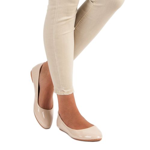 Lakierowane baleriny r.39 na Arena.pl