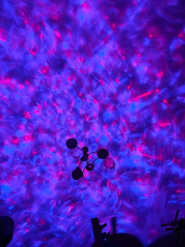 PROJEKTOR GWIAZD LAMPKA NOCNA RZUTNIK LED DO SYPIALNI DLA DZIECI NA PREZENT na Arena.pl