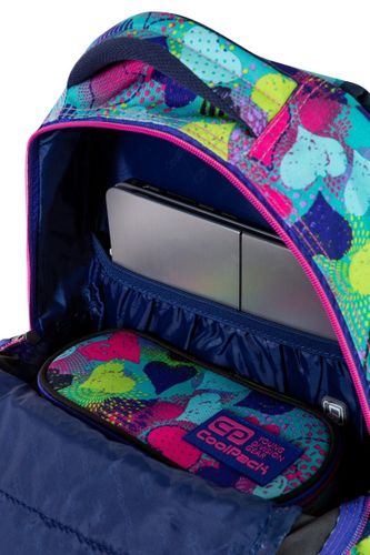Plecak CoolPack DART 27 L serca, HEARTS GRAFFITI (C19145) na Arena.pl