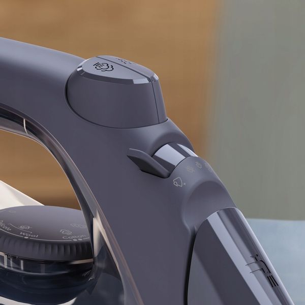 Żelazko parowe ELECTROLUX E6SI1-4MN 2500W zdjęcie 13