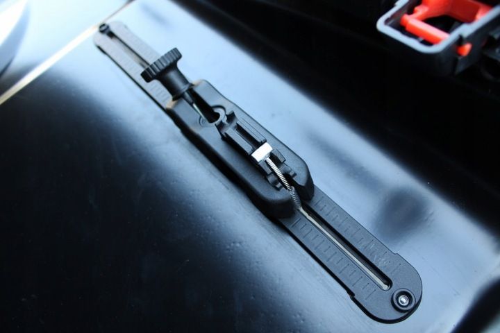 BOX DACHOWY INTER PACK STELLA 480 KEVLAR CZARNY FLEXI FIT do każdej belki zdjęcie 3