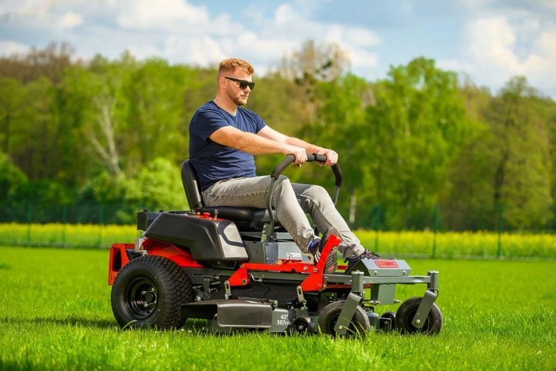 Traktorek ogrodowy Cedrus C-TRAC Z107 zdjęcie 5