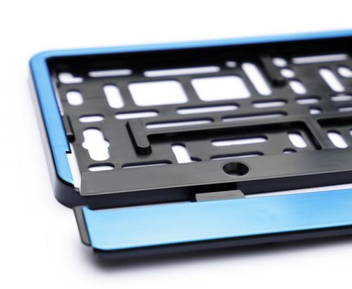 Ramka pod tablice rejestracyjną NIEBIESKA na Arena.pl