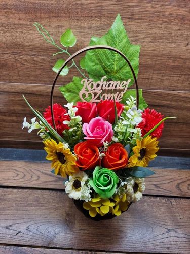 Bukiet kosz upominkowy kwiaty mydlane PACHNĄCE na Arena.pl