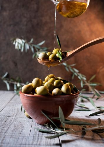 Oliwa z oliwek Extra Virgin 500ml Hiszpańska – tłoczona na Zimno, naturalna na Arena.pl