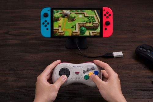 Kontroler bezprzewodowy 8BITDO M30 2.4G Biały na Arena.pl
