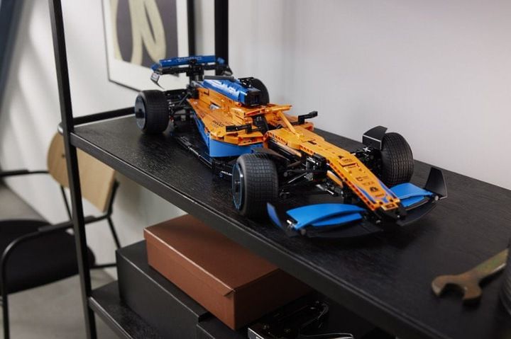 Lego Technic McLaren Formula 1 42141 zdjęcie 7