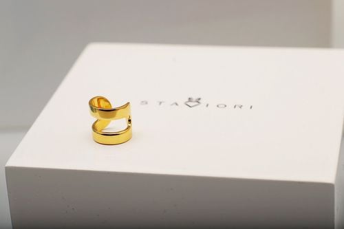 srebrny pozłacany ażurowy mankiet do ucha na Arena.pl