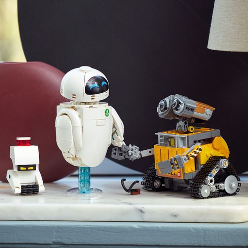 Klocki LEGO Disney 43279 WALL-E i Ewa na Arena.pl