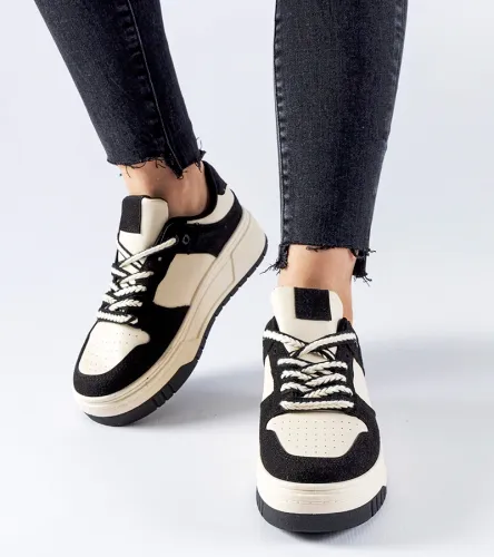 Czarne sneakersy na platformie Crim 38 na Arena.pl