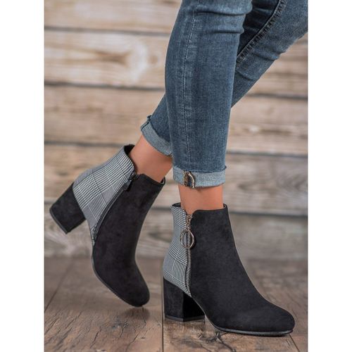 Botki Ze Wzorem r.36 na Arena.pl