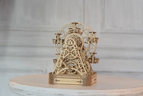 Puzzle 3D Diabelski młyn na Arena.pl