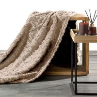 Miękki koc z ozdobnym plecionym warkoczem KWARKO 150X200 beżowy