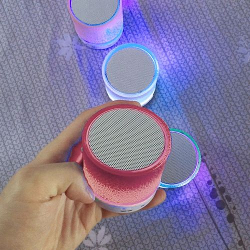 GŁOŚNIK BEZPRZEWODOWY PRZENOŚNY BLUETOOTH LED na Arena.pl