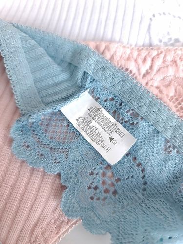 5x WYGODNE BAWEŁNIANE PRĄŻKOWANE STRINGI Z KORONKĄ S/M na Arena.pl