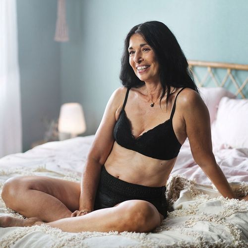 Majtki chłonne Tena Lady Pants Noir czarne L 8 szt na Arena.pl