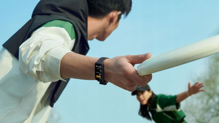 Smartwatch Huawei Band 8 różowy zdjęcie 10
