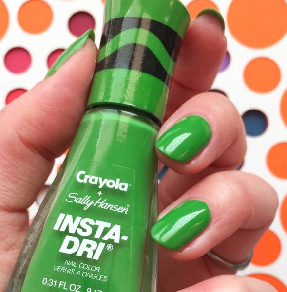 Sally Hansen Insta Dri Lakier Yaasss Green 728 zdjęcie 8