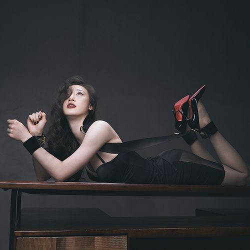 wygodna uprząż z mankietami na ręce i nogi upko na Arena.pl