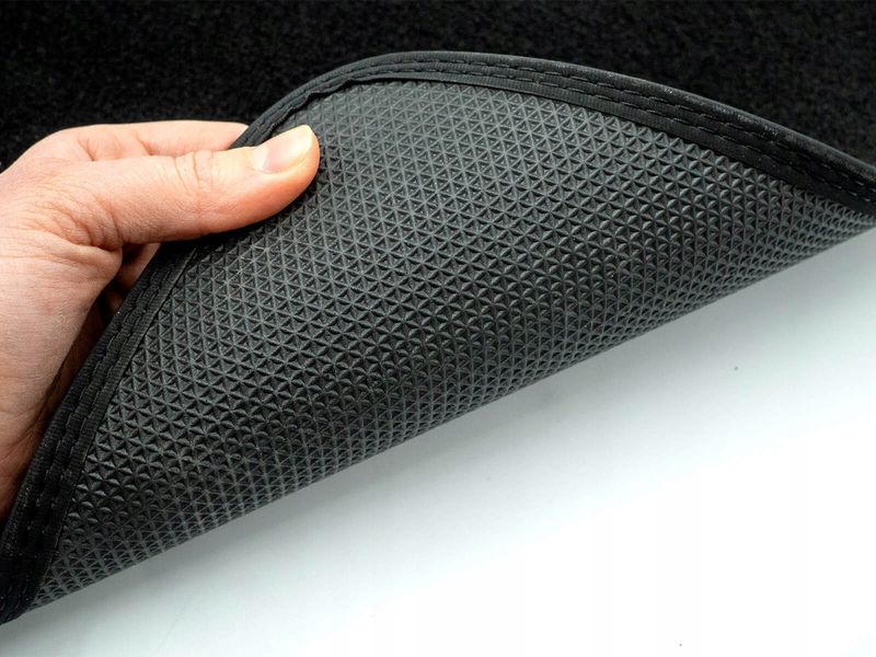 AUDI A5 8F7 2009-2017 Dywaniki welurowe zdjęcie 9