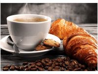 OBRAZ DRUK GORĄCA KAWA CROISSANT