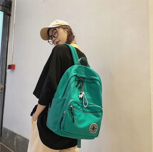 PLECAK SZKOLNY MŁODZIEŻOWY MIEJSKI POJEMNY BRELOK na Arena.pl