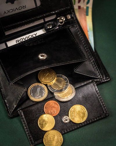 zestaw prezentowy: elegancki, skórzany portfel męski i brelok - rovicky na Arena.pl