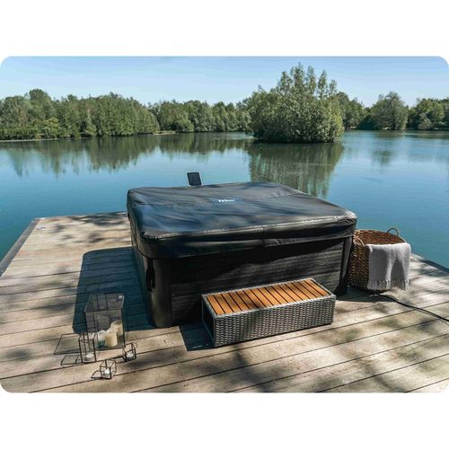 Panelowe SPA Oslo 6 osobowe mSpa na Arena.pl