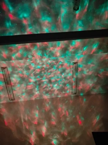 PROJEKTOR GWIAZD LAMPKA NOCNA RZUTNIK LED DO SYPIALNI DLA DZIECI NA PREZENT na Arena.pl